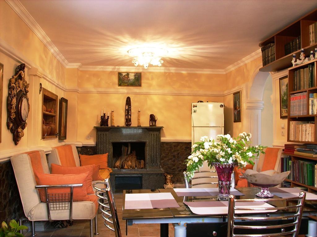 Deluxe Guest House Kvariati Δωμάτιο φωτογραφία