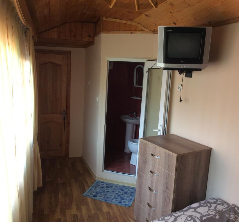 Deluxe Guest House Kvariati Εξωτερικό φωτογραφία