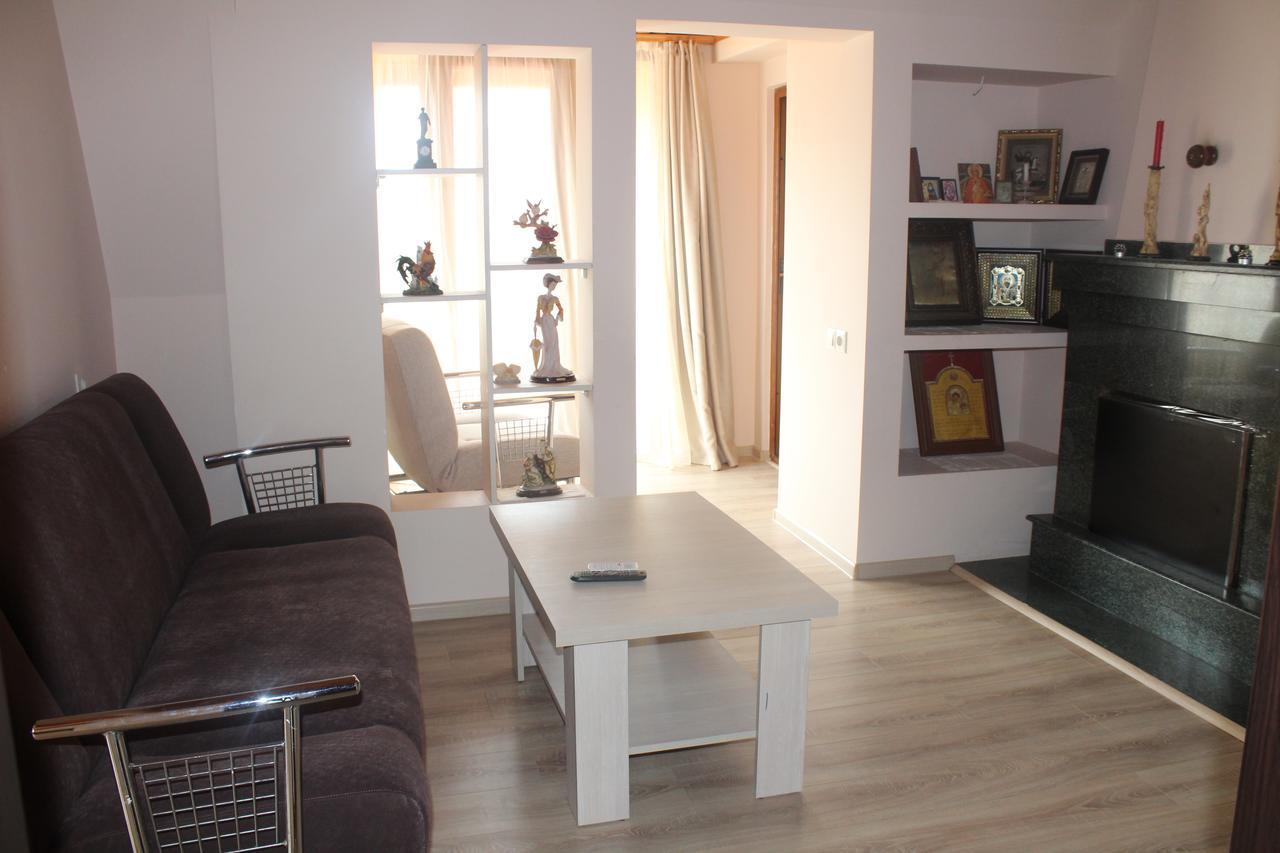 Deluxe Guest House Kvariati Εξωτερικό φωτογραφία