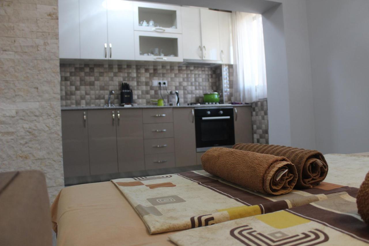 Deluxe Guest House Kvariati Εξωτερικό φωτογραφία