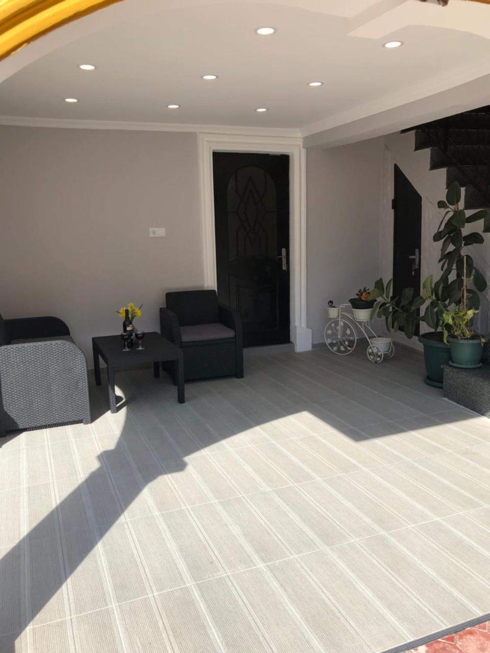 Deluxe Guest House Kvariati Εξωτερικό φωτογραφία