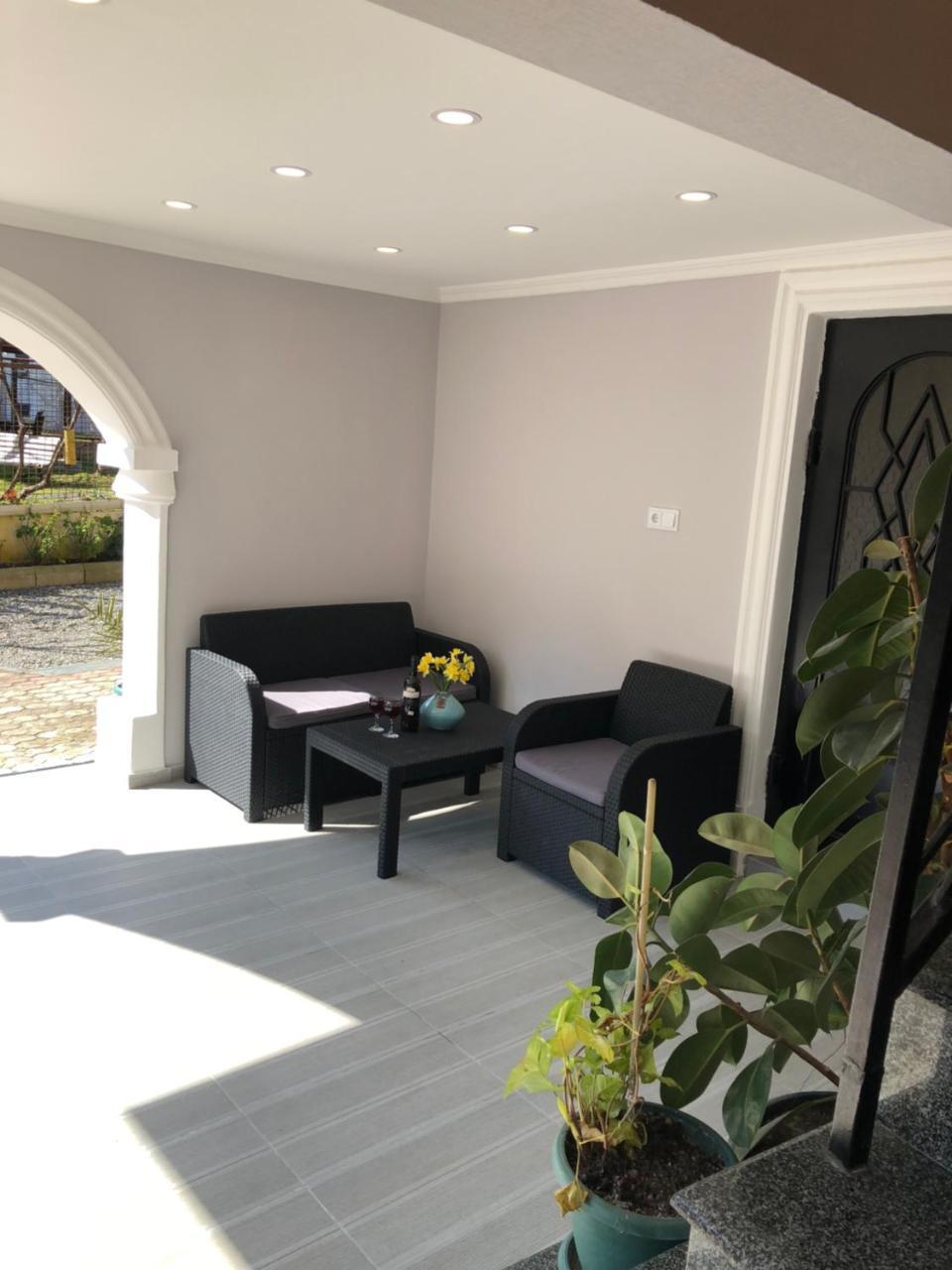Deluxe Guest House Kvariati Εξωτερικό φωτογραφία